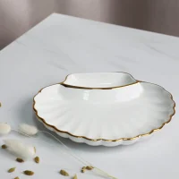 Блюдо фигурное MOONSHINE, керамика, белый+золото, 22*20*3см