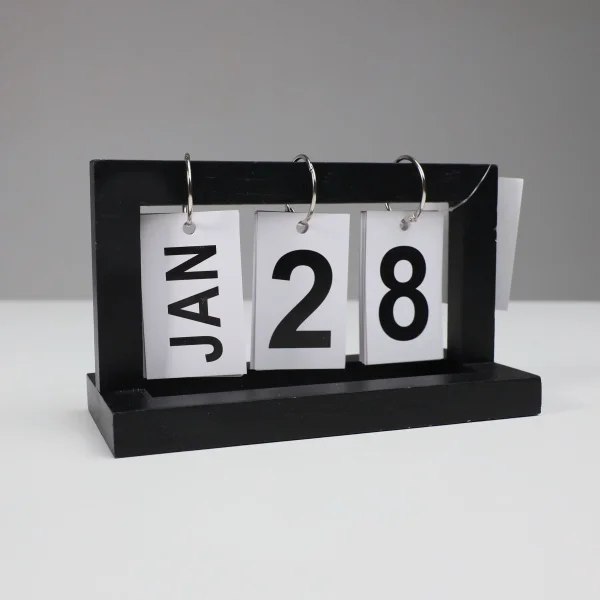 Статуэтка декоративная CALENDAR, черный, 20,5*12*9см