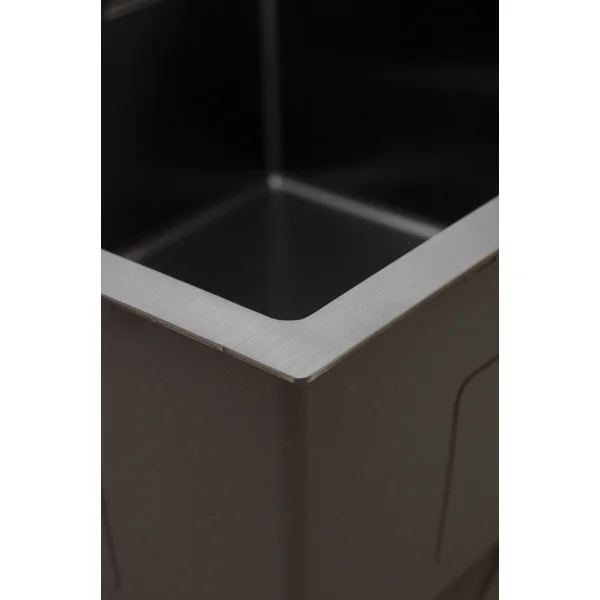 Кухонная мойка из нержавейки BLANTEK LS-5050B Nano black